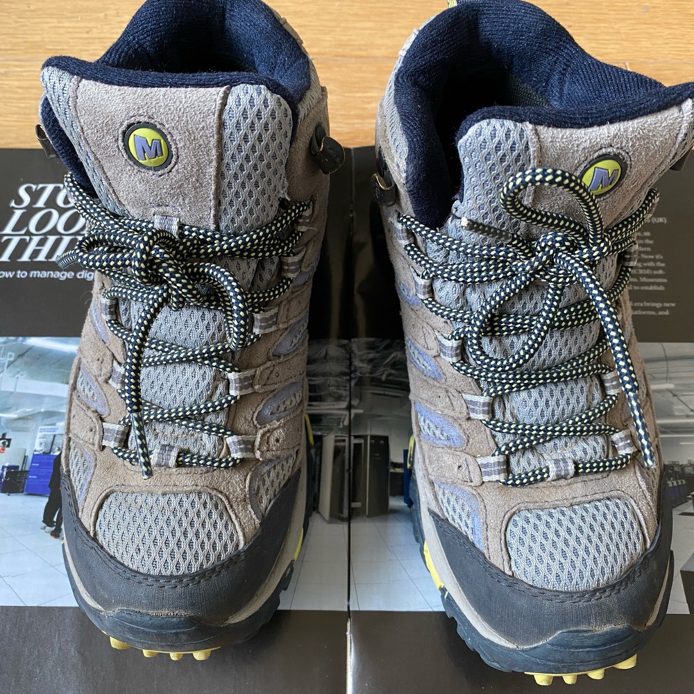 Merrell Hiking shoes, gray, size 5.5